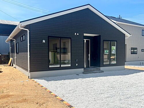 鳥取県岩美郡岩美町大字浦富 2578万円 4LDK