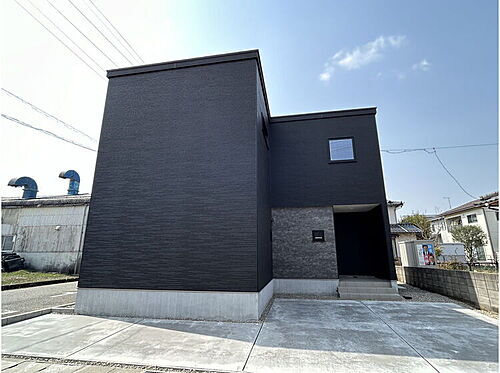 石川県小松市福乃宮町１丁目 2530万円 4LDK