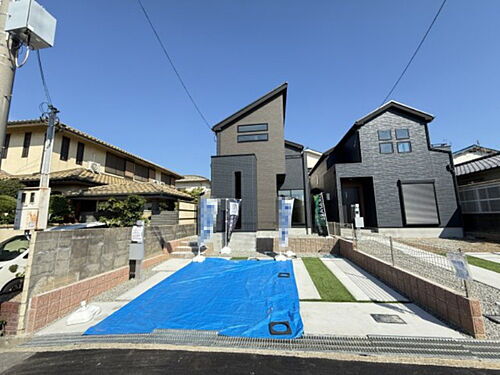 大阪府堺市西区堀上緑町１丁 3890万円 4LDK