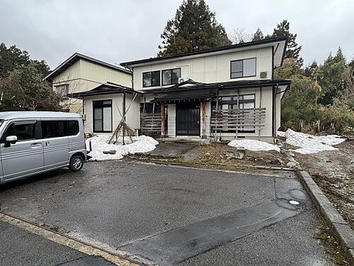 山形県長井市草岡 中古住宅