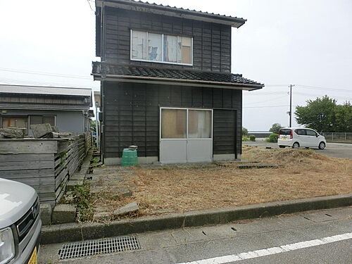 新潟県佐渡市小木町 340万円