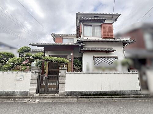 兵庫県川西市緑が丘１丁目 1350万円