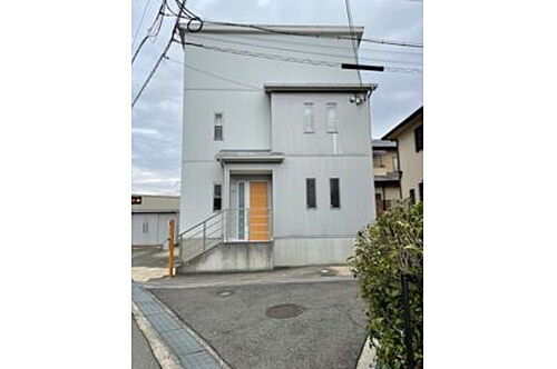 大阪府岸和田市尾生町２丁目 1980万円 4LDK