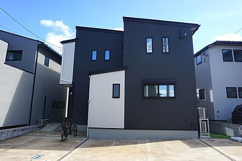 千葉県八千代市萱田町 中古住宅