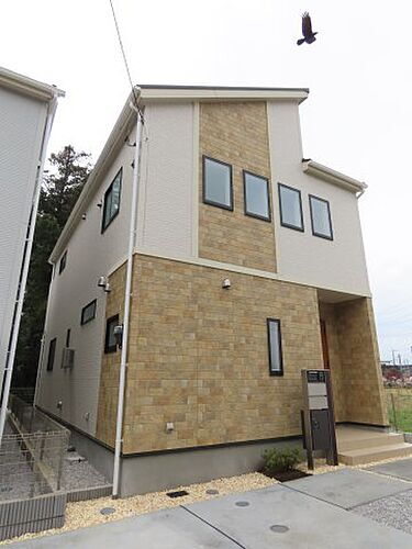 埼玉県鶴ヶ島市大字藤金 2598万円 4LDK