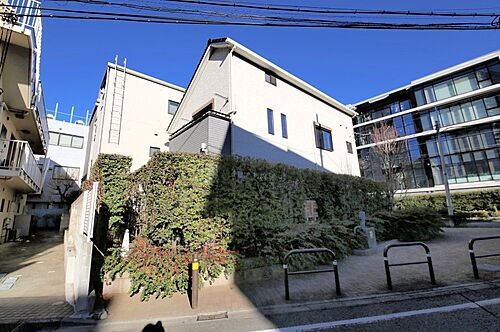 東京都世田谷区玉川２丁目 14900万円