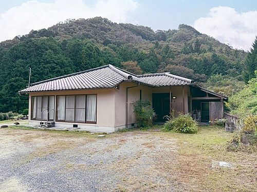 岡山県津山市荒神山 中古住宅