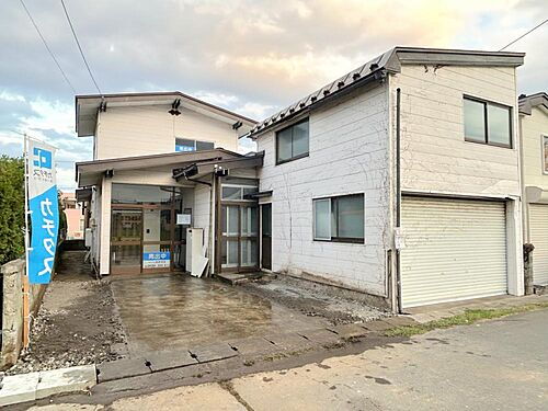 青森県弘前市大字外崎２丁目 中古住宅