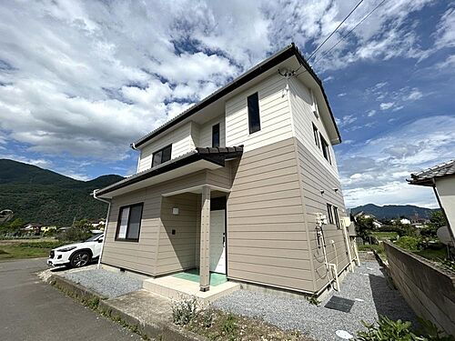 長野県千曲市大字上山田 1429万円