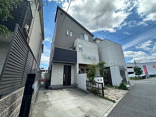 兵庫県川西市火打１丁目 5600万円
