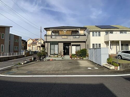 愛知県岡崎市真伝町字亀山 中古住宅