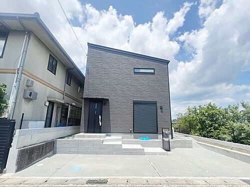 滋賀県草津市橋岡町 4430万円