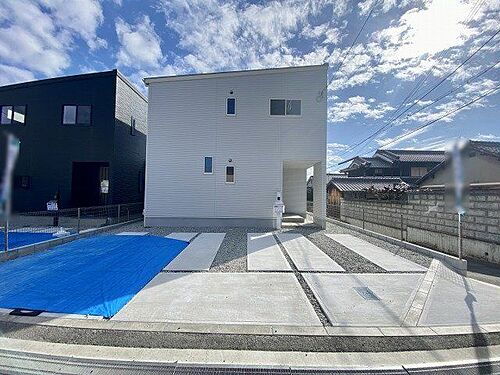 奈良県大和郡山市箕山町 4098万円 4LDK