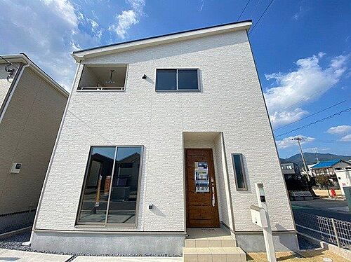 奈良県大和郡山市池之内町 2880万円 4LDK