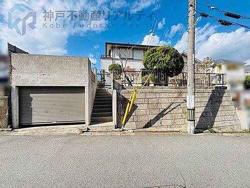 兵庫県神戸市北区南五葉４丁目 2380万円