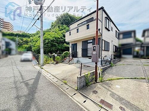 兵庫県神戸市垂水区小束山本町４丁目 2380万円