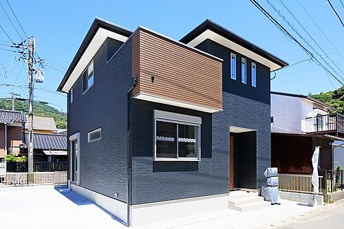 福岡県北九州市若松区東二島１丁目 2798万円 4LDK