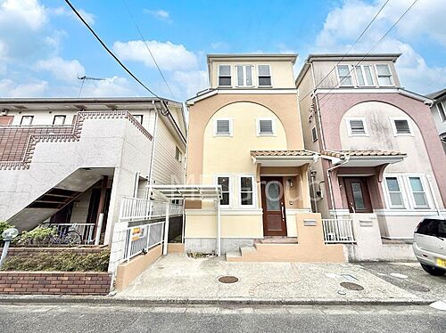 神奈川県藤沢市西富２丁目 中古住宅