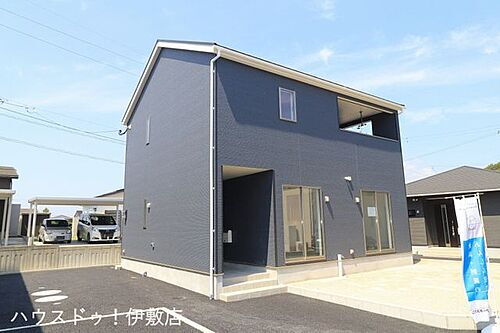 鹿児島県姶良市東餅田 2080万円 4LDK