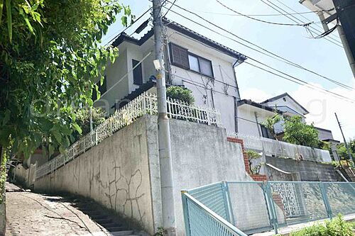 神奈川県横須賀市衣笠栄町４丁目 940万円