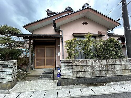 新潟県三条市南四日町１丁目 中古住宅