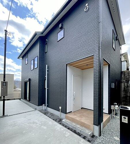 兵庫県宝塚市花屋敷松ガ丘 3250万円 4SLDK