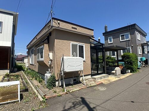北海道恵庭市島松本町１丁目 1350万円