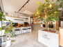 姫路市大津区平松３期／全３棟 【店舗】観葉植物がいっぱいの明るい店舗です♪　