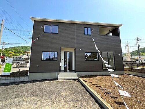 群馬県桐生市菱町２丁目 1680万円 4LDK