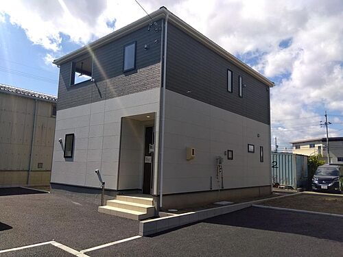 長野県長野市松岡1丁目 2880万円 4LDK