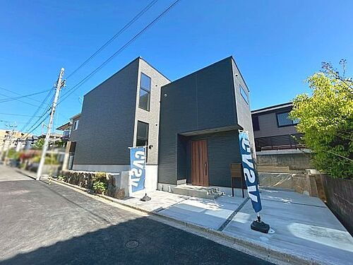 大阪府高槻市宮之川原３丁目 5980万円 4LDK