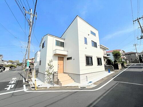 神奈川県横浜市港南区東芹が谷 4780万円