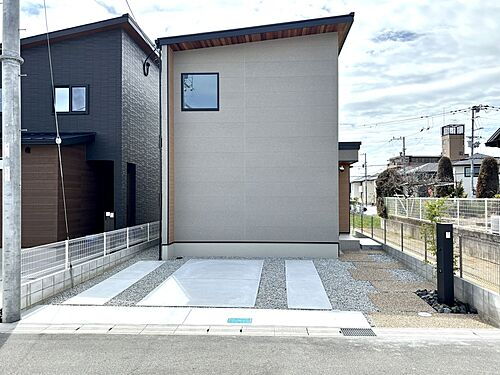 奈良県生駒郡斑鳩町東福寺1丁目 4280万円 2LDK