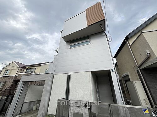 東京都狛江市東和泉３丁目 中古住宅