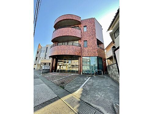 石川県金沢市寺中町イ 4690万円