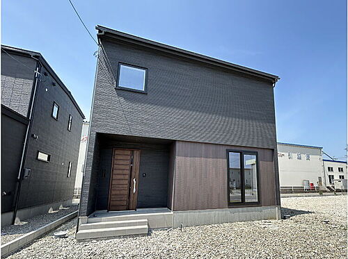 石川県小松市白江町 3030万円 5LDK