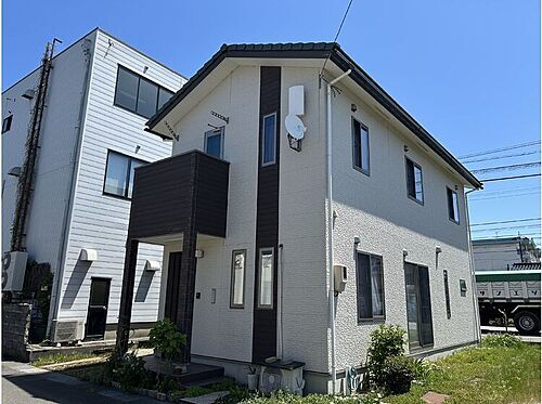 富山県富山市金泉寺 中古住宅