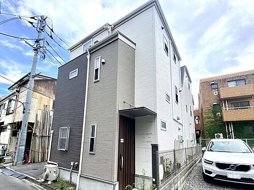 東京都新宿区南元町 9380万円