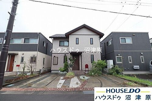 静岡県富士市松岡 中古住宅