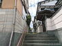 オーナーチェンジ物件中古テラスハウス　向日市寺戸町西野 前面道路含む現地写真