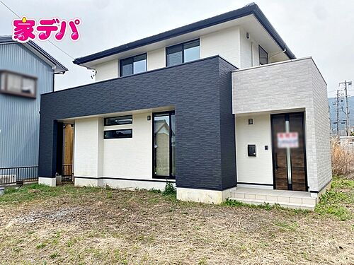 愛知県新城市富岡字門原野 中古住宅