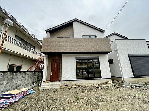 奈良県天理市川原城町 3498万円 4LDK