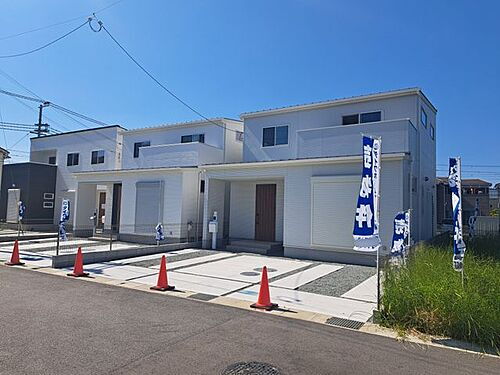 奈良県橿原市曲川町５丁目 3298万円 4LDK