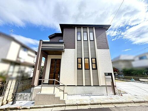 神奈川県横浜市金沢区六浦東3丁目 5380万円 4LDK