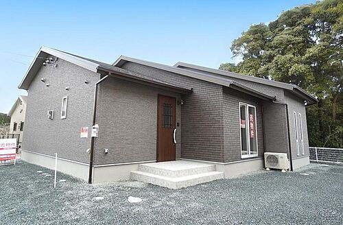 佐賀県唐津市北波多岸山 2199.8万円 4LDK