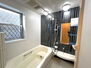 西東京市保谷町３丁目　中古戸建 一日の疲れを癒すバスルームは浴室乾燥機付きでいつでも快適バスタイム