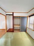 さいたま市西区佐知川　中古戸建て 和室には便利な収納がございます。