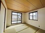千葉市緑区あすみが丘３丁目　中古　３ＬＤＫ 約8帖の2階の和室です。バルコニーに面しているので、風通しがよく、寝室にもおすすめです。