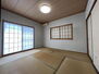 前橋市駒形町　中古戸建て 和室では趣味やお昼寝などゆったりと過ごせそう。