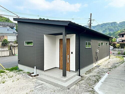 鹿児島県霧島市国分郡田 1780万円 3LDK